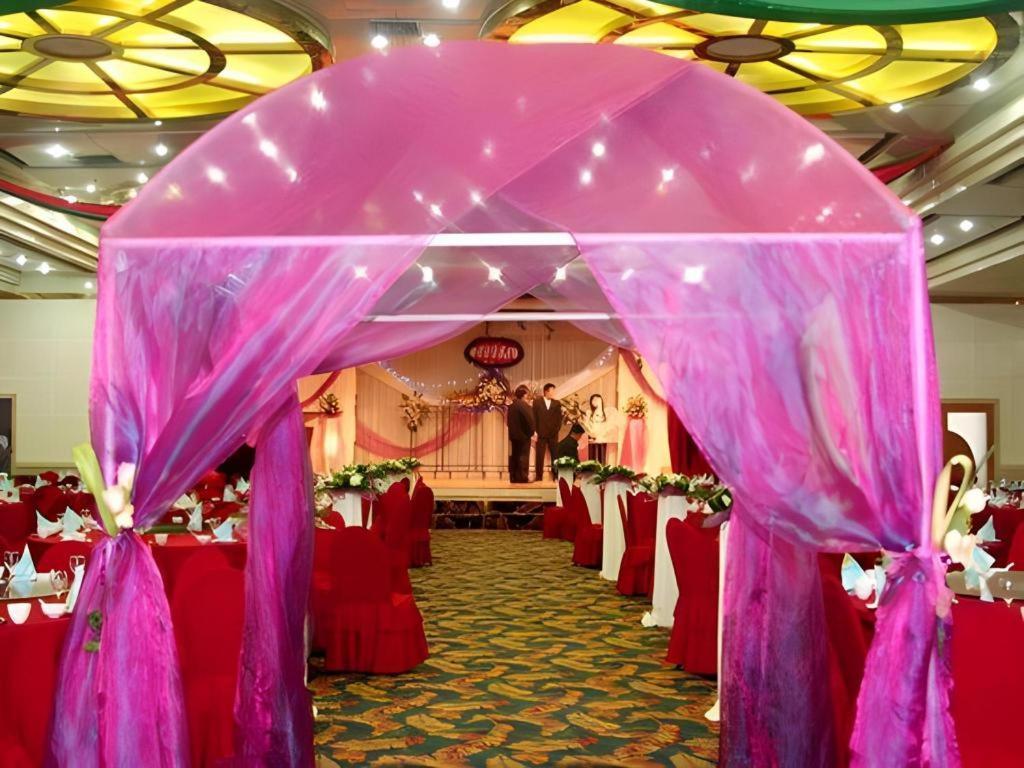 Jinan Yuquan Simpson Hotel Ngoại thất bức ảnh