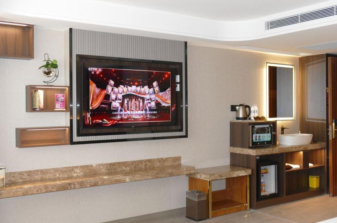 Jinan Yuquan Simpson Hotel Ngoại thất bức ảnh